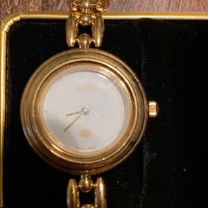 Gucci watch